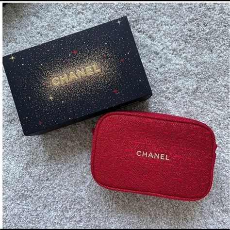 purchase extra dust bag chanel|chanel cosmetic bag 2021.